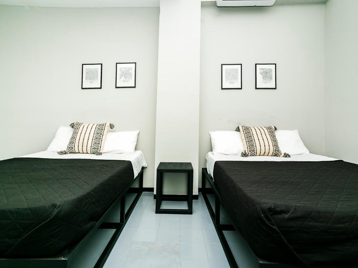 Adhoc Plaza Hotell Monterrey Exteriör bild